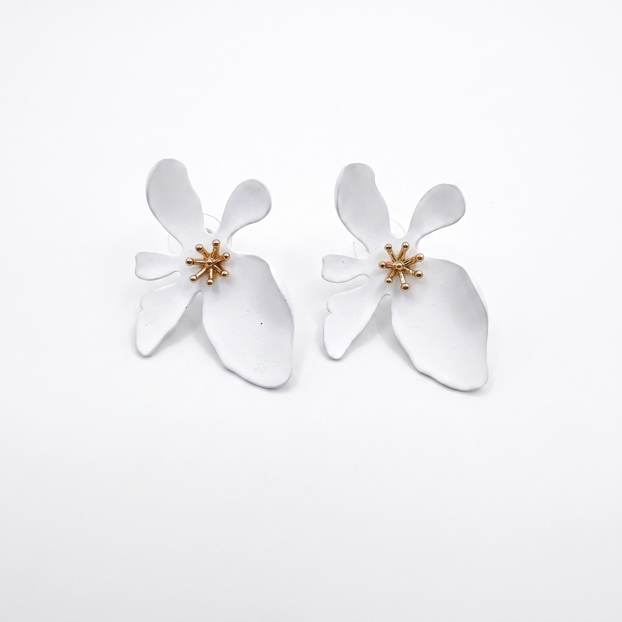 AVERY EARRINGS