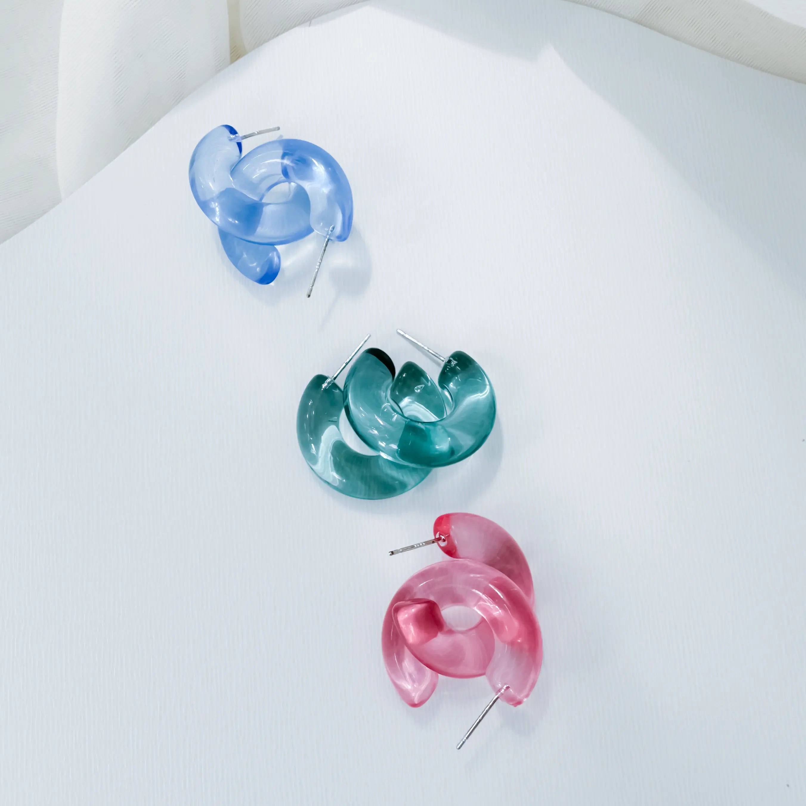 CECILE HOOPS