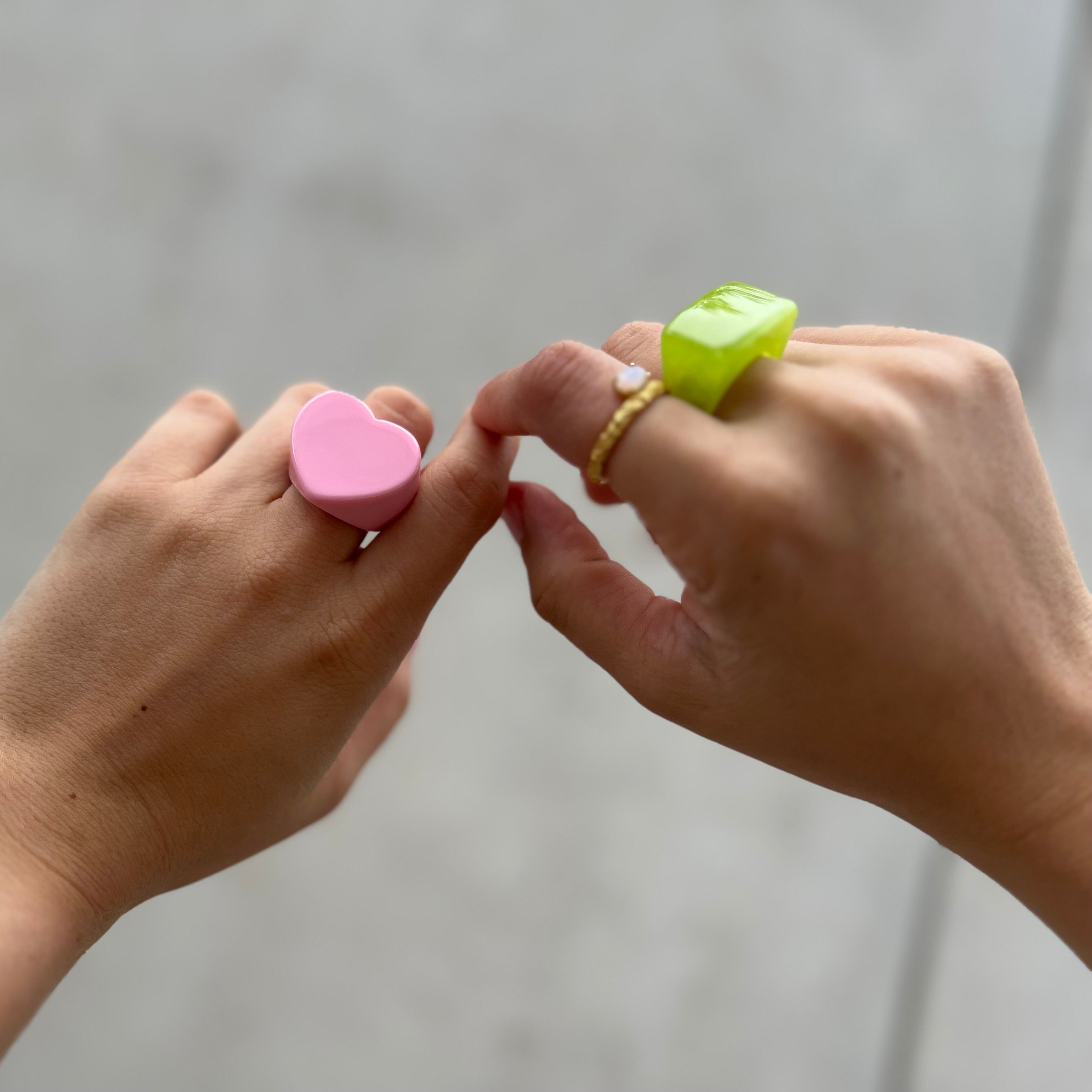 AELLA RING