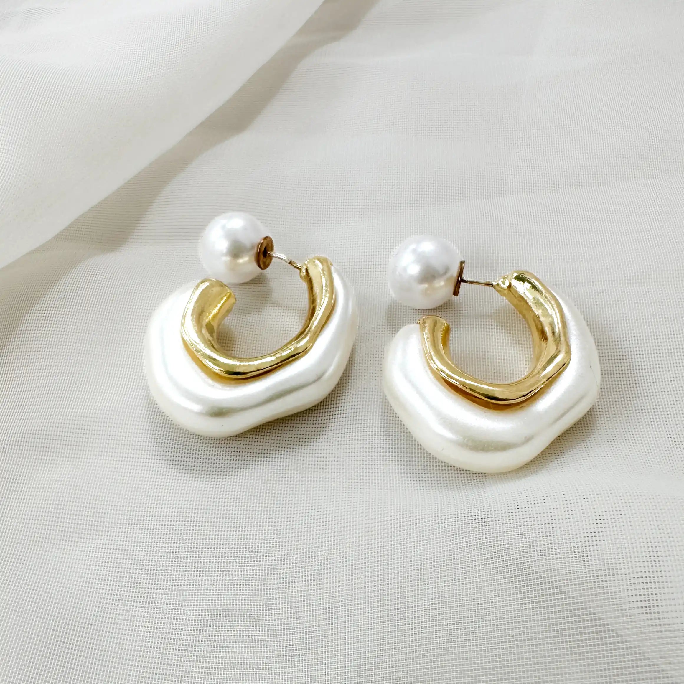 GAELLE HOOPS