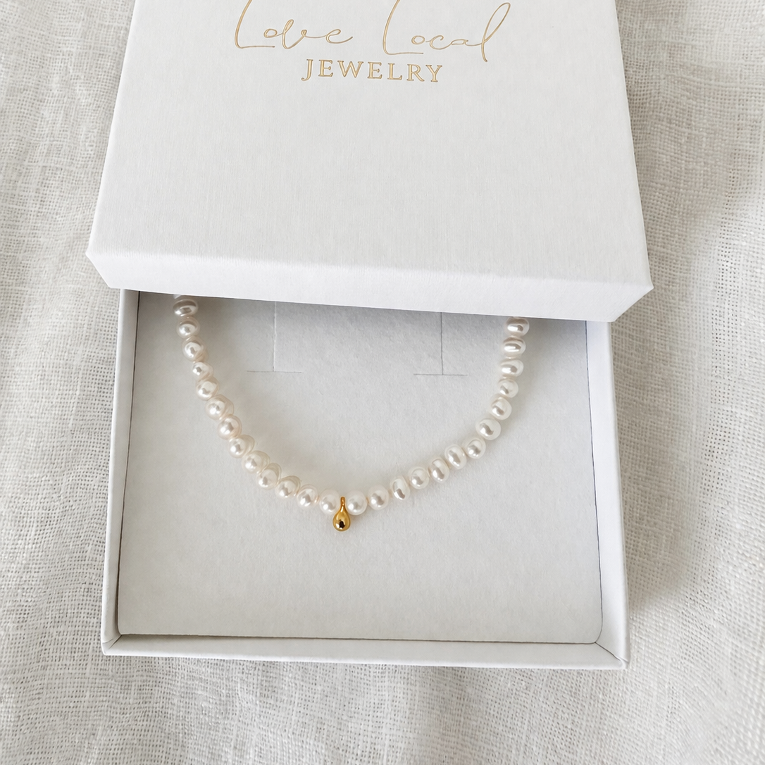 CASSIS PEARL NECKLACE