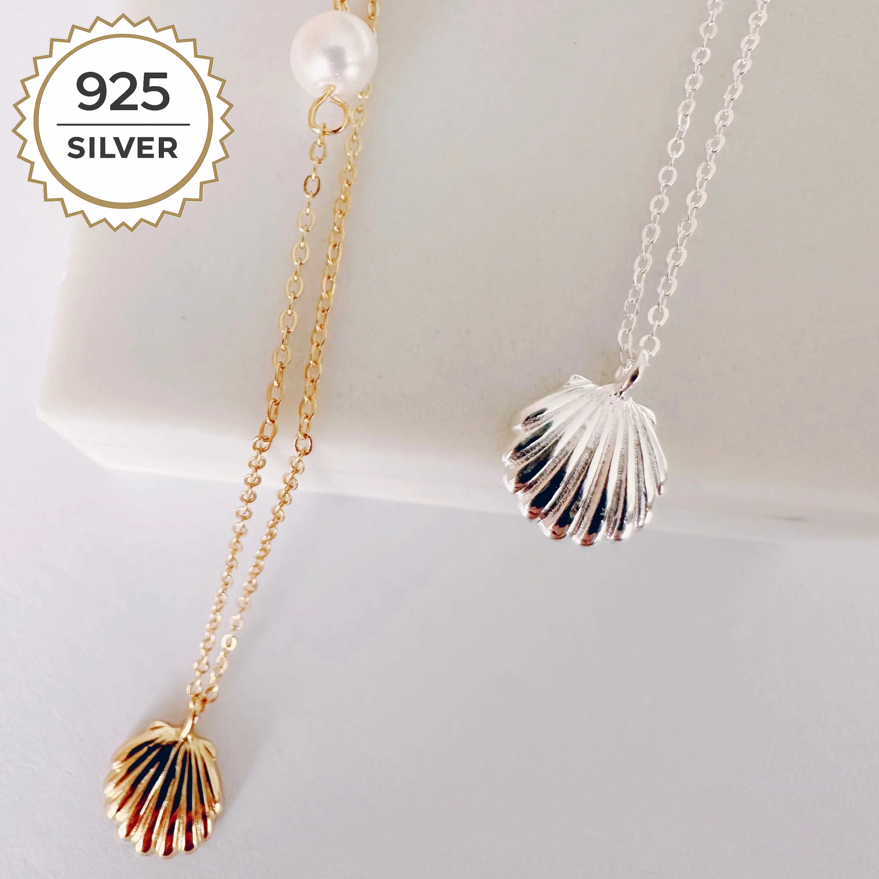Badged - COCO SHELL NECKLACE