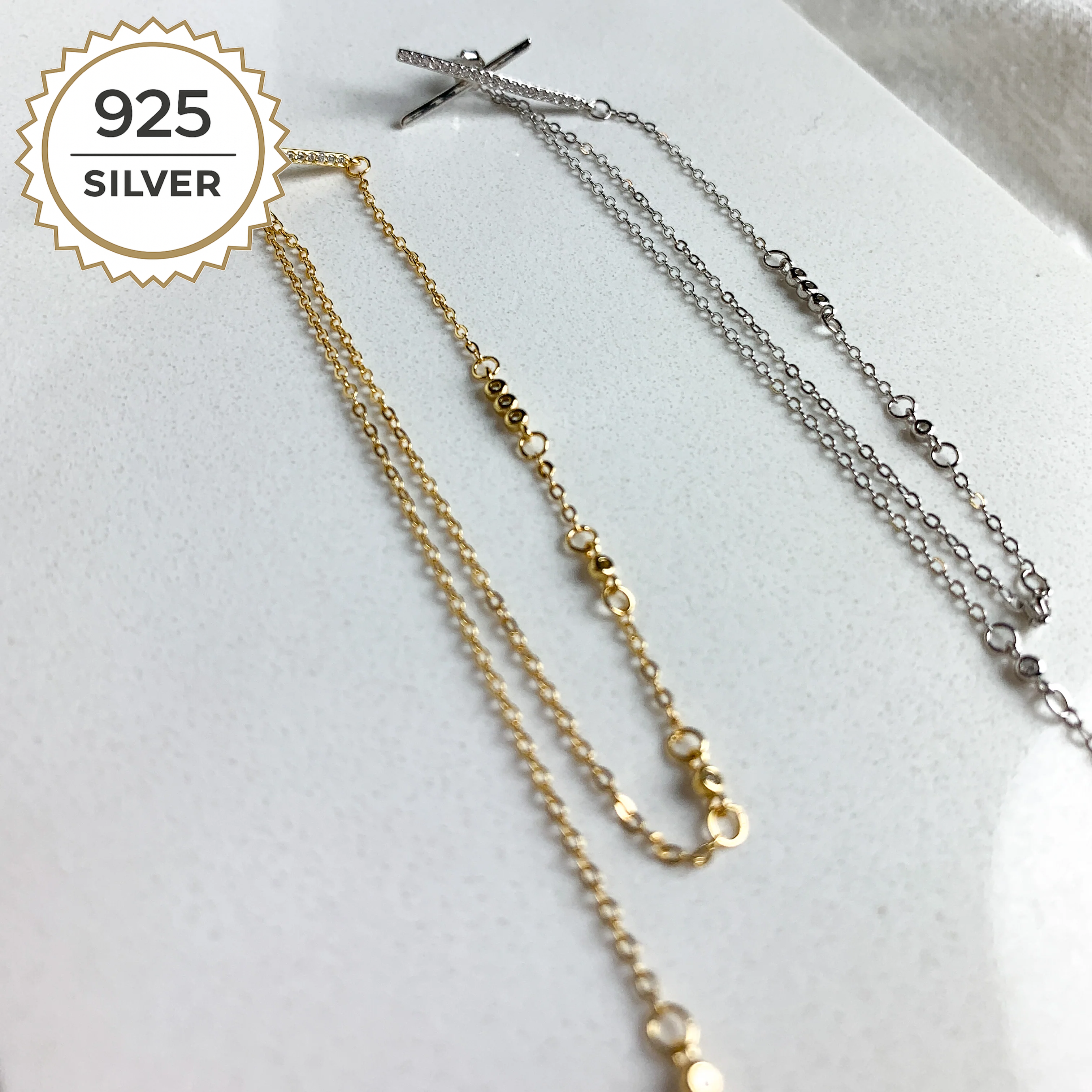 Badged - LAILA DANGLING EARRINGS